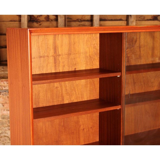 Mid-Century Glazed Mahogany Bookcase by Herbert E. Gibbs, 1970s For Sale - Image 9 of 13