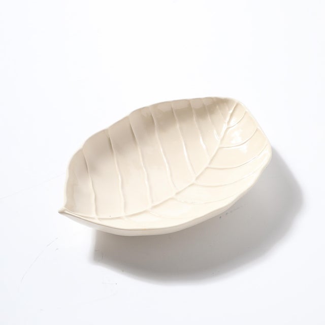 Mid-Century Modernist Catalpa Leaf Ceramic Serving Tray Signed Tiffany and Co. For Sale - Image 12 of 14