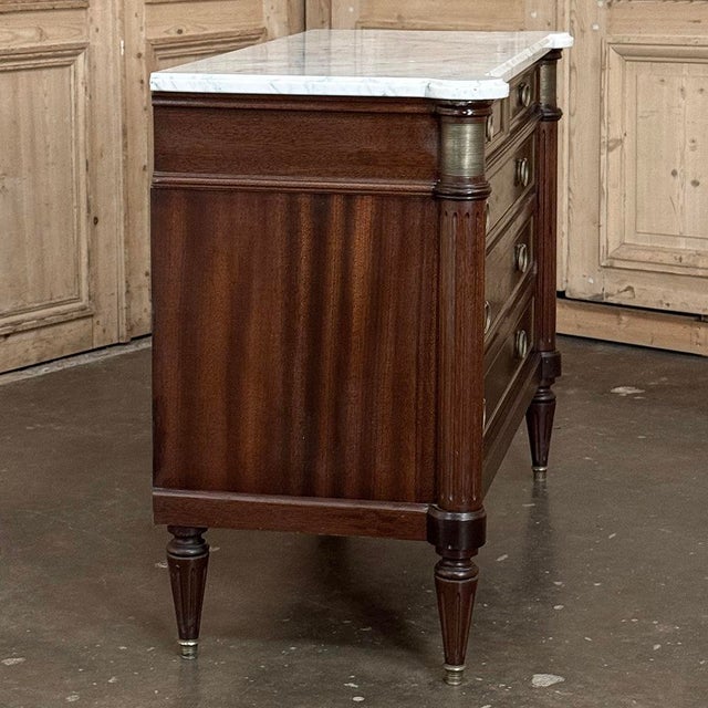 French Louis XVI Mahogany Commode With Carrara Marble Top For Sale - Image 11 of 17