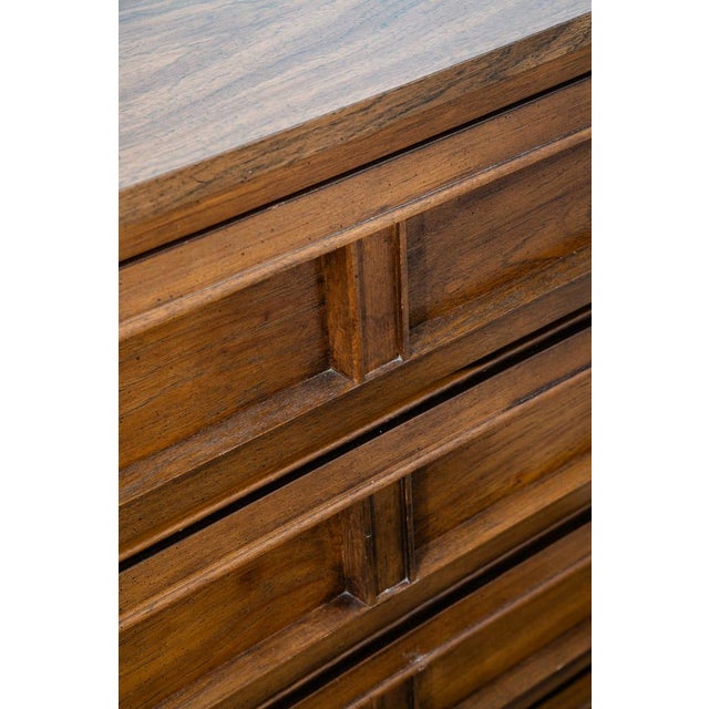 Mid Century Modern Highboy Dresser Morris of California Walnut Drawer 5 Drawer For Sale - Image 11 of 12