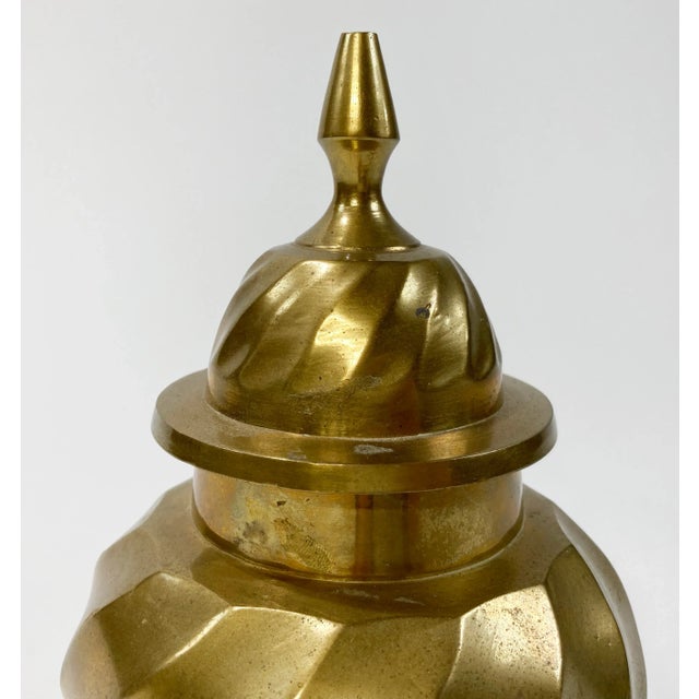 Hollywood Regency Lidded Brass Swirl Pattern Urn For Sale - Image 3 of 5