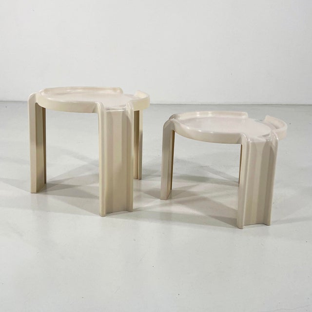 Kartell Side Tables by Giotto Stoppino for Kartell, 1970s, Set of 2 For Sale - Image 4 of 8