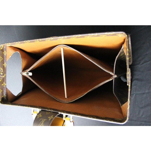 Louis Vuitton Pilot Bag or Doctor Bag, 1990s For Sale - Image 18 of 18