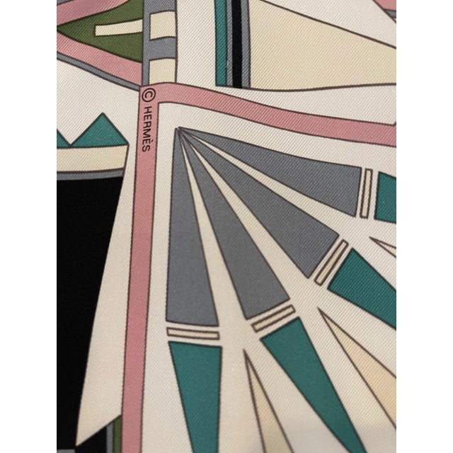 Textile Hermès Scarf Apparat Des Plaines Foulard en Soie A. Tzapoff For Sale - Image 7 of 7
