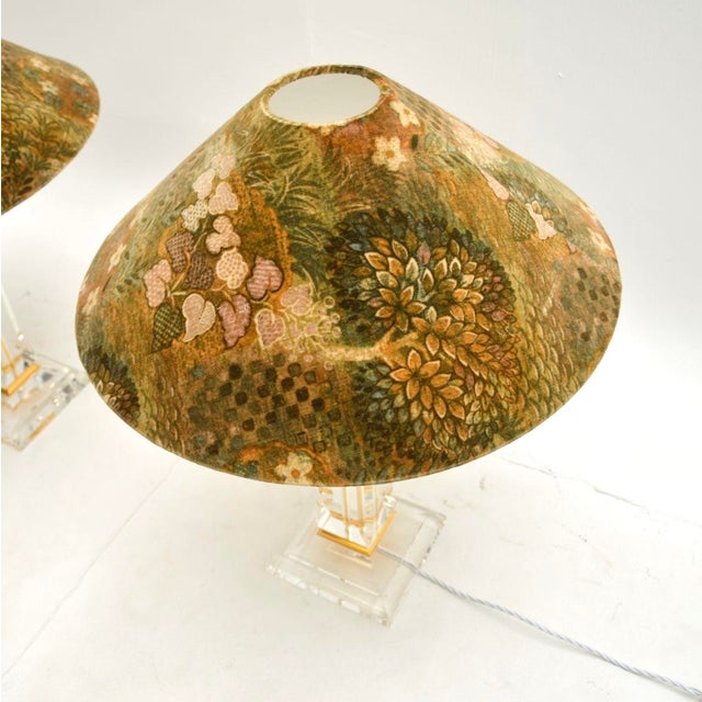 1970s Vintage Italian Acrylic Glass Table Lamps, 1970s, Set of 2 For Sale - Image 5 of 11