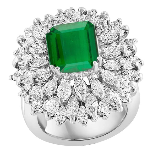 4 Carat Emerald Cut Colombian Emerald & 5.5 Ct Diamond Ring in Platinum Size 6 For Sale