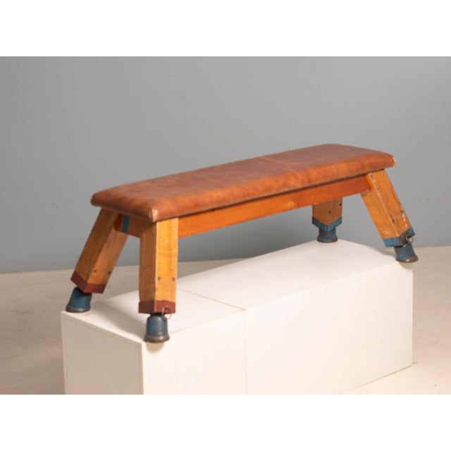 Vintage European Leather Gym Bench, 1950s, in Good conditions. Designed 1950 to 1959