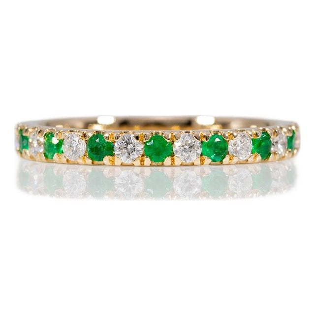 Diamond & Emerald Band Ring in Solid 14k Gold | Elegant Gemstone Wedding Band, Size 6.75 For Sale