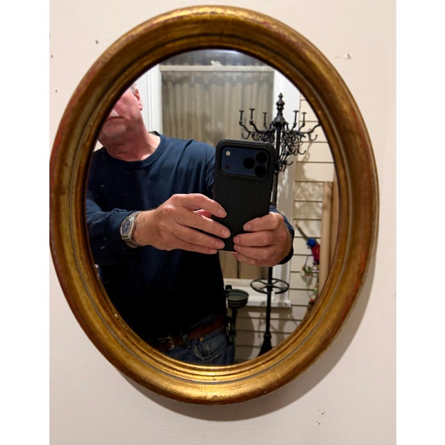 Wood Pair of Italian Gilt Oval Mirrors, Hollywood Regency Style, 1960s For Sale - Image 7 of 10