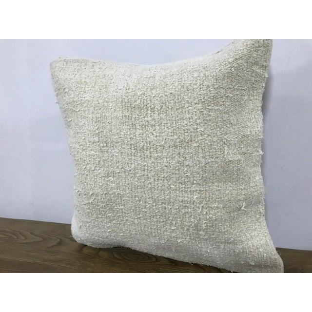 Contemporary Vintage Turkish Handmade Hemp White Kilim Pillow Cover For Sale - Image 3 of 6