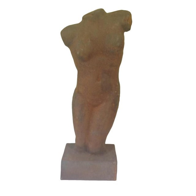Set of two classical female torso sculptures in cast iron – 59 cm. This set consists of two decorative cast iron...