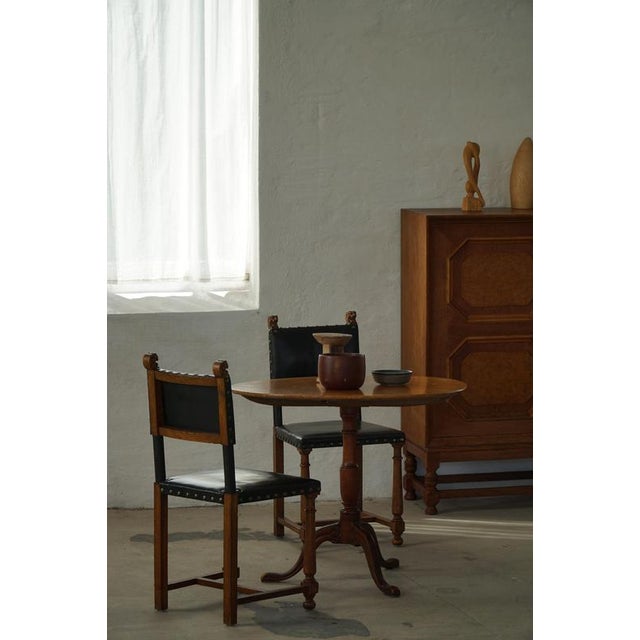 Antique Swedish Tilt-Top Occasional Table in Burl Wood, Early 19th Century For Sale - Image 6 of 17