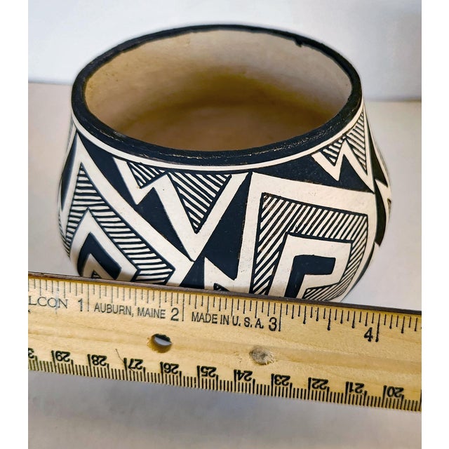 Black Vintage Native American Acoma Black and White Bowl Signed by Rose Chino For Sale - Image 8 of 8