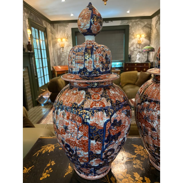 Large Pair of 19th Century Imari Japanese Temple Jars With Covers For Sale - Image 4 of 12