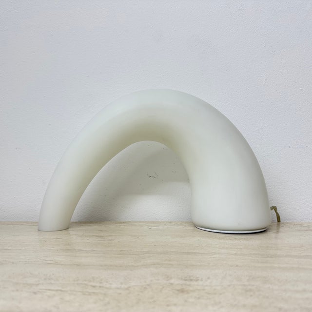 White Italian Thor Glass Table Lamp from Fontana Arte, 1980s For Sale - Image 8 of 18