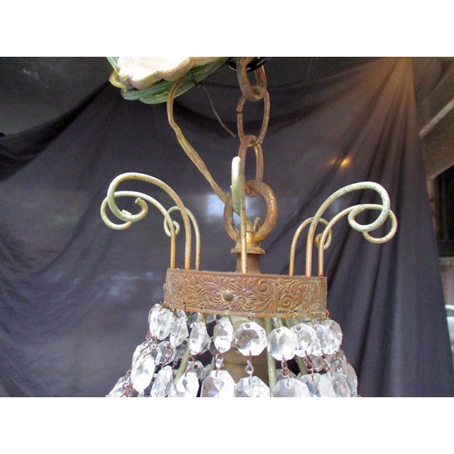 1920s Gilt Brass and Crystal Beaded Basket Chandelier For Sale In New York - Image 6 of 11