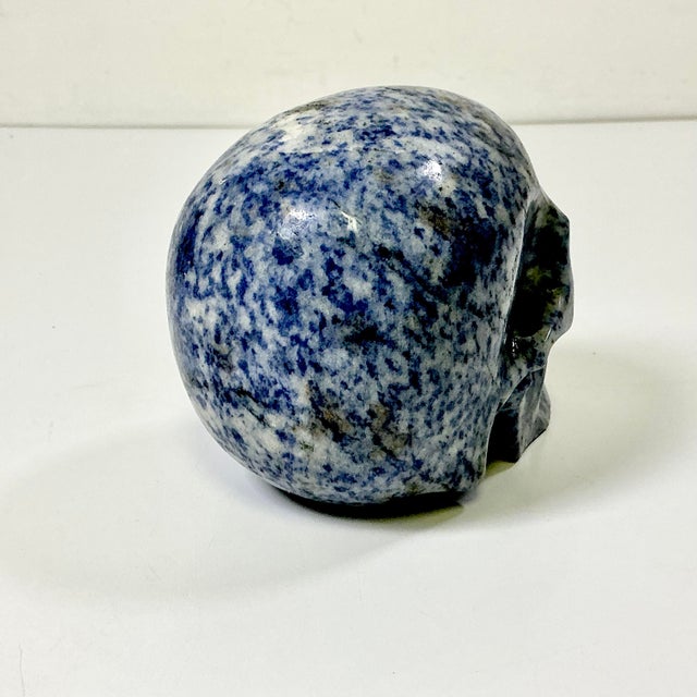1970s Vintage Abstract Expressionism Boho Chic Hand Carved Blue Speckled Sodalite Skull Sculpture, Halloween For Sale - Image 4 of 13