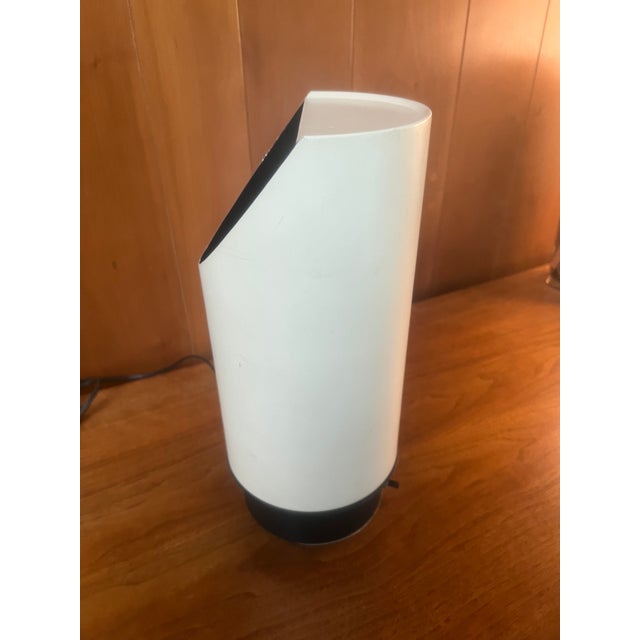 Mid-Century Modern 1960’s Gerald Thurston for Lightolier Canister Reflector Lamp For Sale - Image 3 of 12