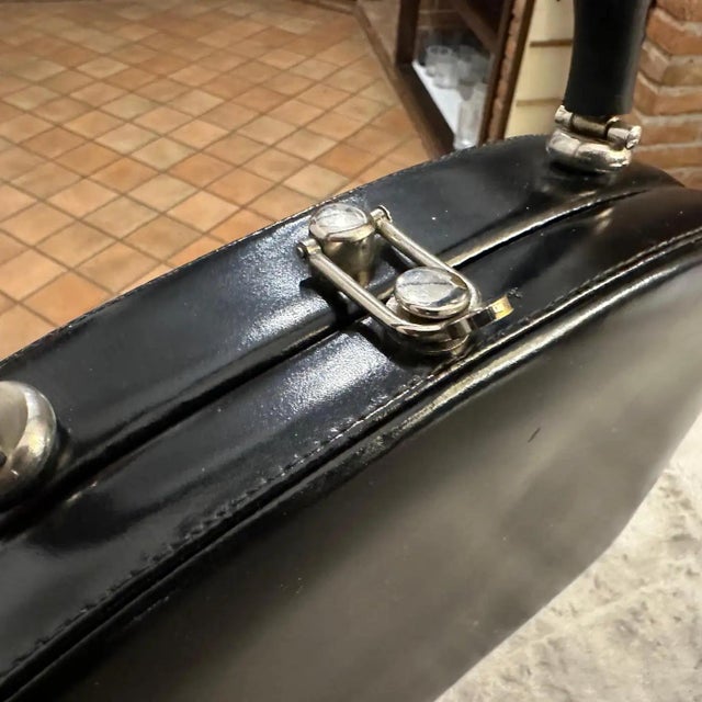 Black 1950s Art Deco Black Leather and Wood Italian Top Handle Bag For Sale - Image 8 of 10