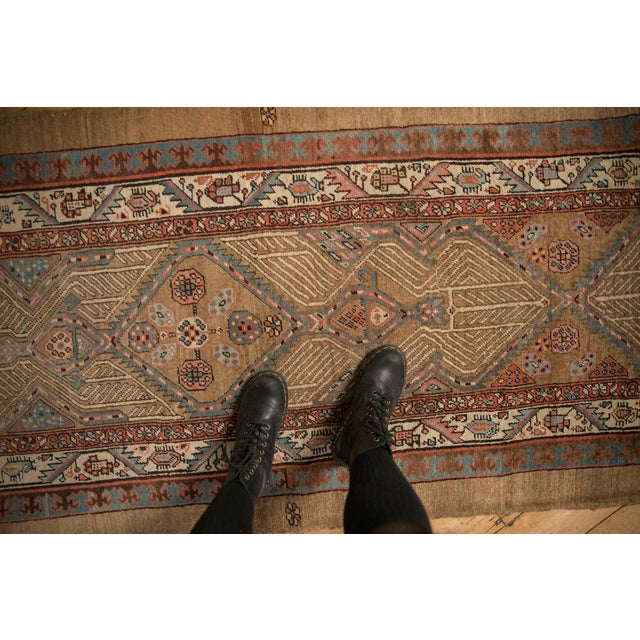 :: Repeating triple center medallions atop finned vines surrounding the main medallions in parallel rendering. Wrapped by...