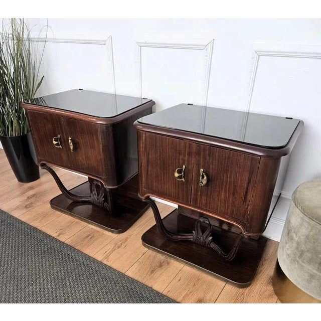1950s Mid-Century Italian Liberty Bedside Tables in Walnut with Glass Tops, 1950s, Set of 2 For Sale - Image 5 of 10