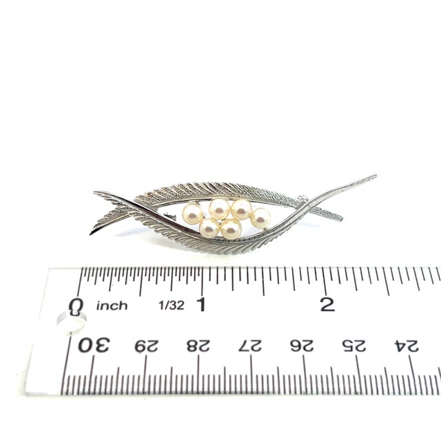 1990s Mikimoto Estate Akoya Pearl Brooch Pin Sterling Silver For Sale - Image 9 of 9