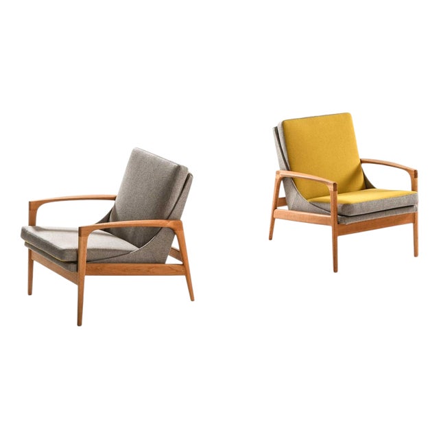 Easy Chairs in Brass, Oak and Wool by Ib Kofod-Larsen, 1950s, Set of 2 For Sale
