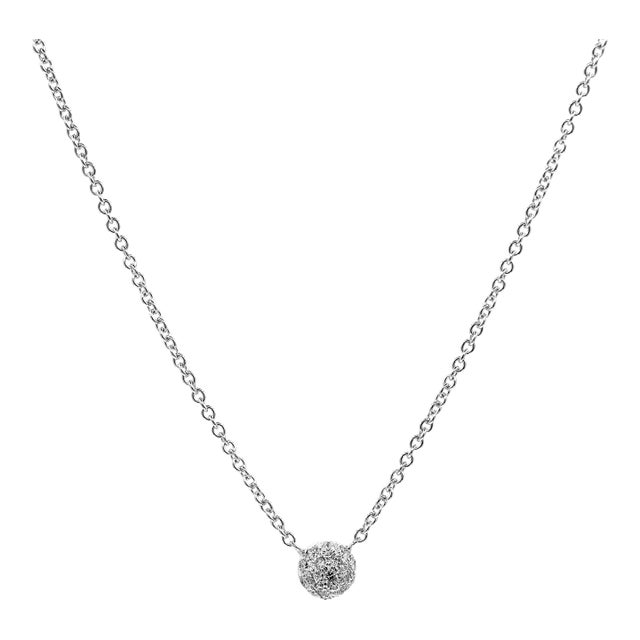 18k(750) White Gold Natural Diamond Pendant Necklace With Chain For Sale