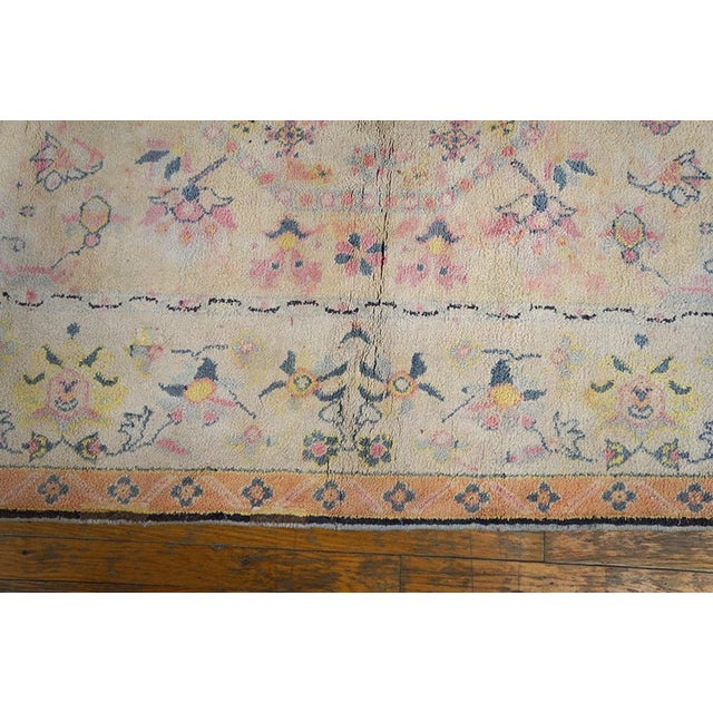 Early 20th Century 1930s Ivory Medallion Floral Antique Indian Agra Cotton Rug 4' 4" X 7' 3" Handknotted Carpet For Sale - Image 5 of 6