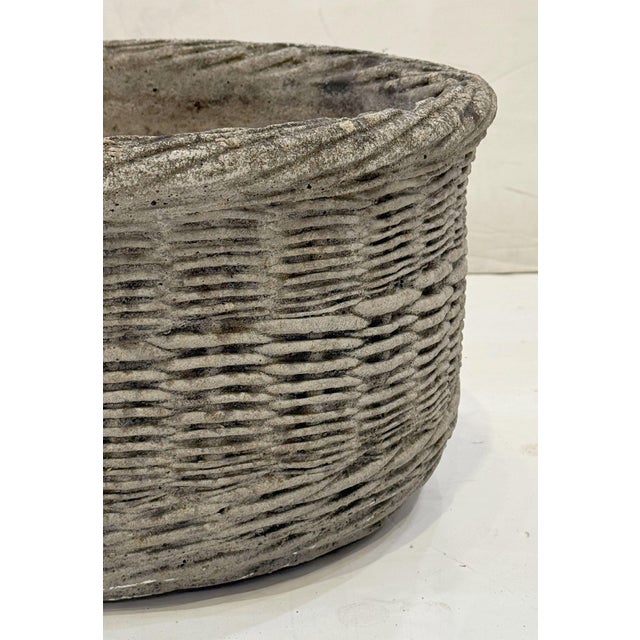 English Basket-Weave Style Garden Stone Round Planter Pots - Two Available For Sale - Image 9 of 10