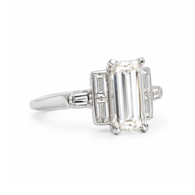 Art Deco 1930s Gia Certified 1.56 Carat Long Emerald Cut Diamond Vintage Art Deco Platinum Ring, Size 5 For Sale - Image 3 of 12
