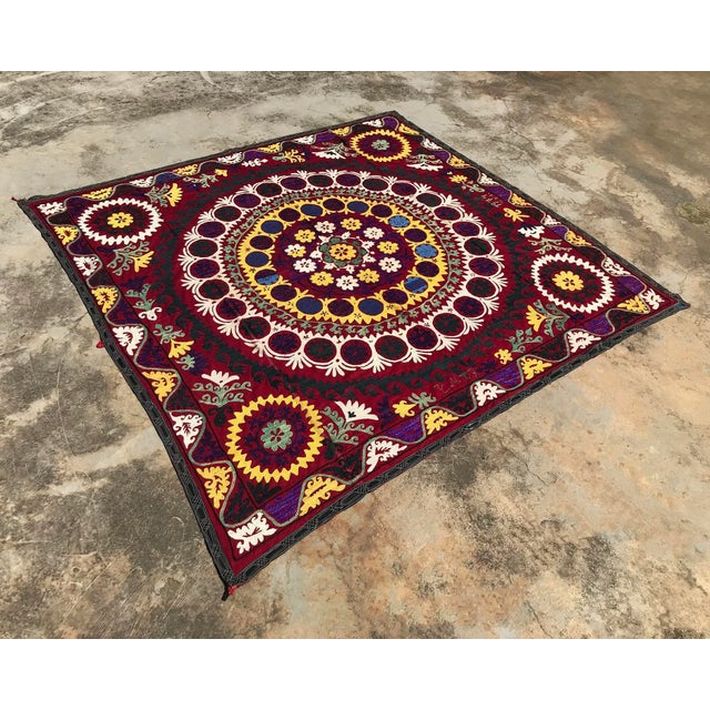 1970s 1974 Vintage Floral Center Suzani For Sale - Image 5 of 7