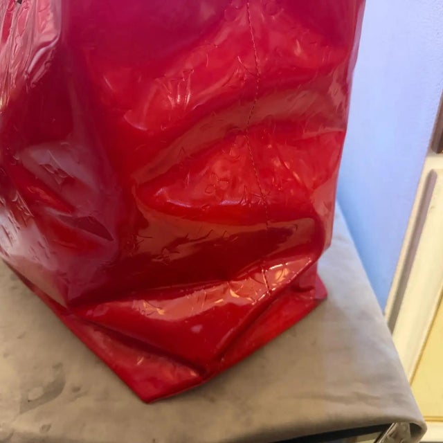 1999 Louis Vuitton Red Vernis Patent Leather Reade Gm Huge Tote-Bag For Sale - Image 13 of 16