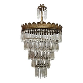 Early 20th Century Tiered Crystal Wedding Cake Chandelier For Sale