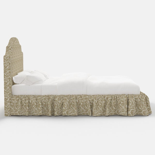 Stoffer Home x Cloth & Company Thelma Ruffle Platform Bed in Geogian Vine Dijon, Queen For Sale In Chicago - Image 6 of 7