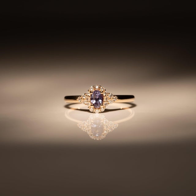 2020s Natural Alexandrite Ring With Natural Diamond Accents: Solid 14k Gold, 5x3.4mm, Size 6.75 For Sale - Image 5 of 12