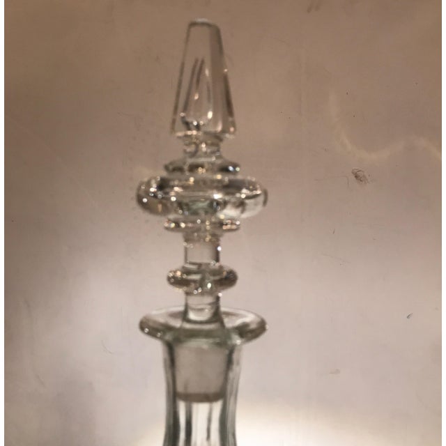 19th Century Elegant Pair of 19th Century European Cut Glass Claret Decanters For Sale - Image 5 of 8