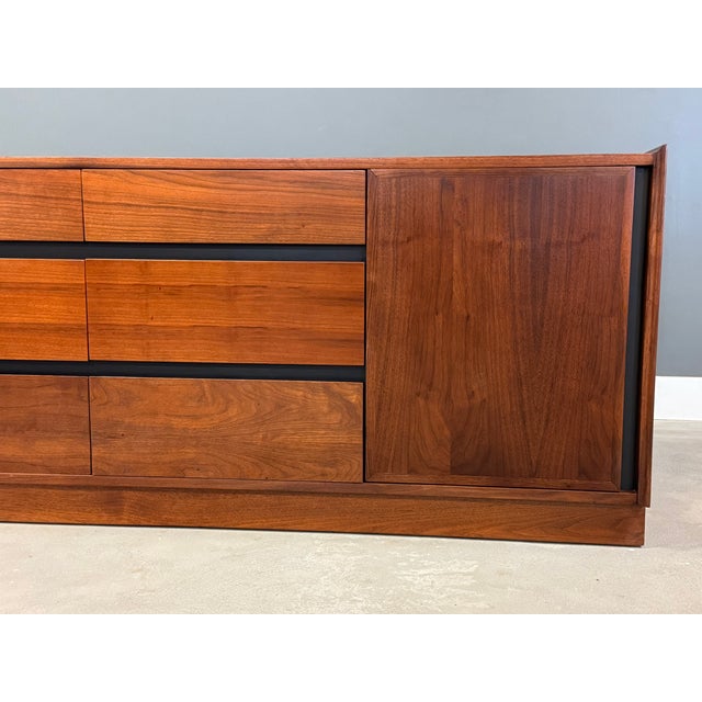 Wood 1960s Refinished Dillingham Esprit Walnut Dresser For Sale - Image 7 of 9