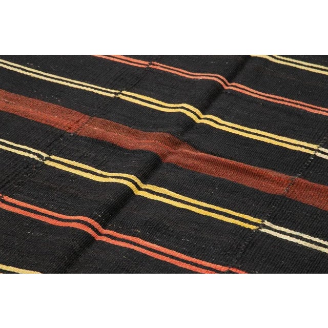 Vintage Anatolian Kilim Rug For Sale - Image 5 of 7