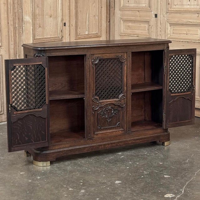 Antique Liegoise Louis XIV Credenza With Lattice Doors For Sale - Image 12 of 17