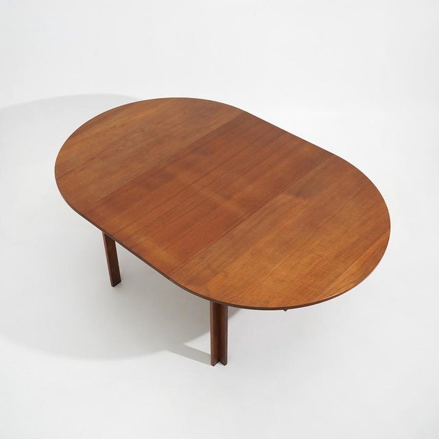 A refined example of scandinavian design from the 1960s, this table stands out for its balance between functionality and...