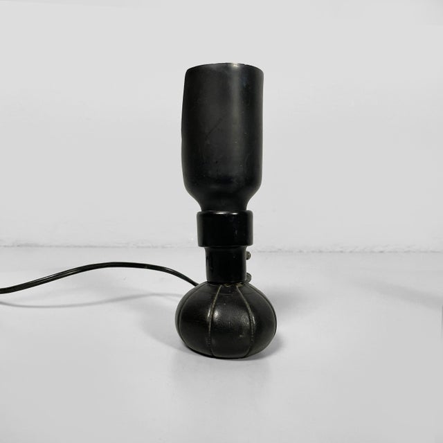 Italian Modern Model 600P Table Lamps attributed to Gino Sarfatti for Arteluce, 1970s, Set of 2 For Sale - Image 6 of 18