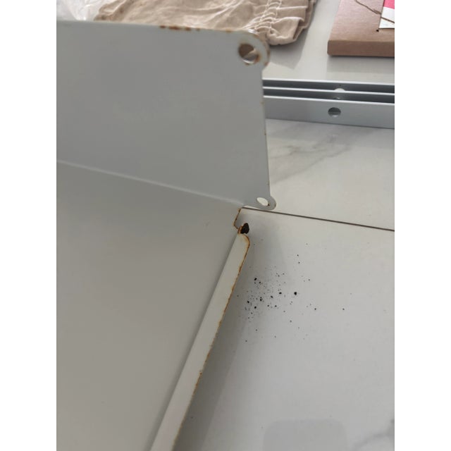 Vitsœ 606 Universal Shelving System With Desk — Complete Workstation (2008) For Sale In Miami - Image 6 of 10