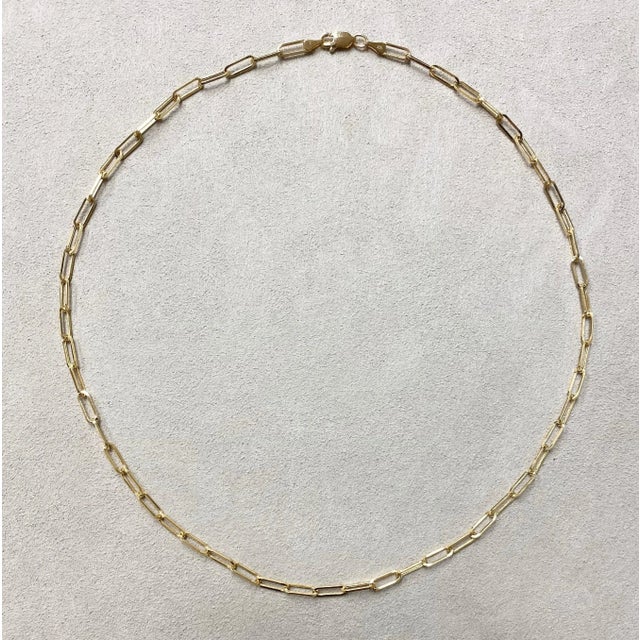 Contemporary Syna 18 Karat Yellow Gold Paper Clip Link Chain For Sale - Image 3 of 7