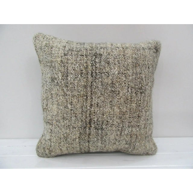 Handmade Natural Turkish Kilim Pillow Cover For Sale - Image 4 of 4