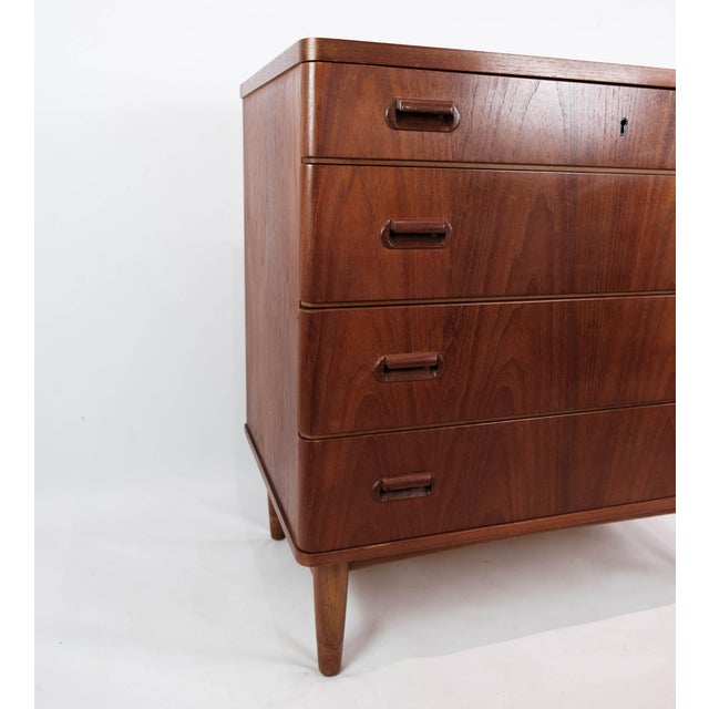 Chest of drawers in teak with four drawers, of Danish design from the 1960s. The chest is in great vintage condition.