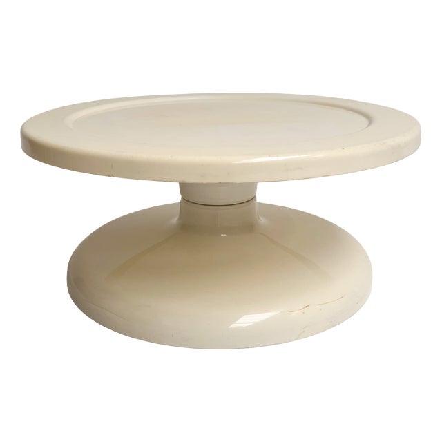 Vintage Italian Coffee Table Round, 1960s For Sale