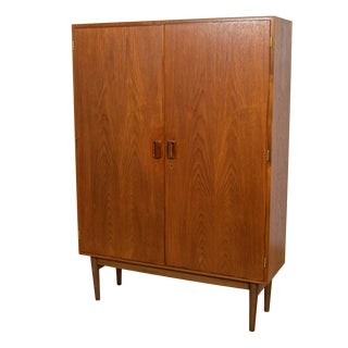 Mid-Century Modern Teak Wardrobe by Børge Mogensen for Søborg Møbelfabrik, Denmark, 1960s For Sale