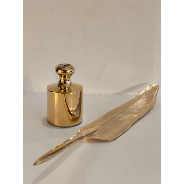 A lovely Quill Pen with Inkwell. This unique vintage set is designed as an old world European writing tool with the modern...