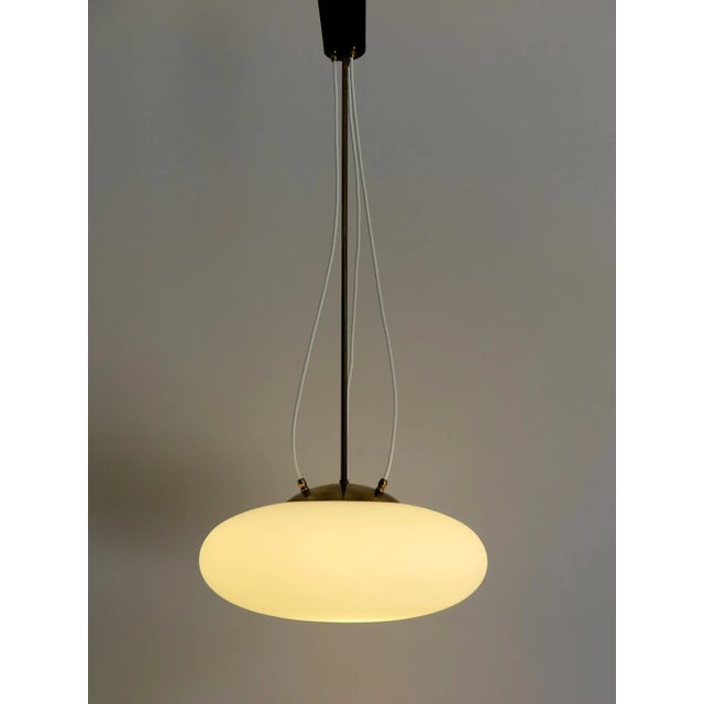 Mid-Century Modern Italian Brass Model 1104 Chandelier from Stilnovo, 1950s For Sale - Image 3 of 10